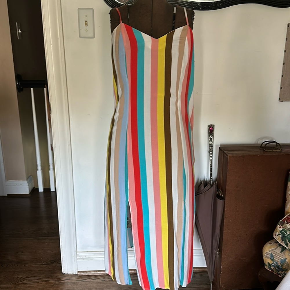 Striped slip dress, size zip, double walking slits in the front size 6-8